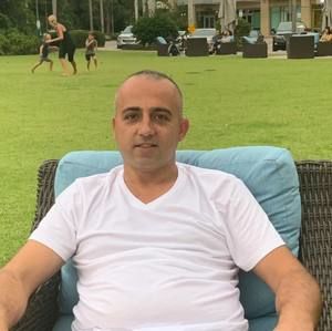 Meet your Posher, Besnik